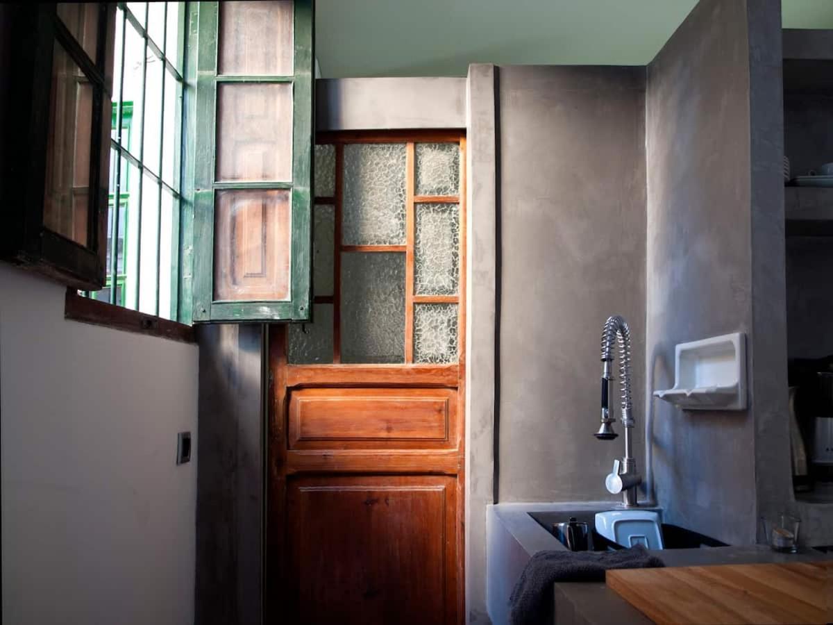 ולנסיה Casita Artista En Bello Edificio Barrio Ruzafa מראה חיצוני תמונה
