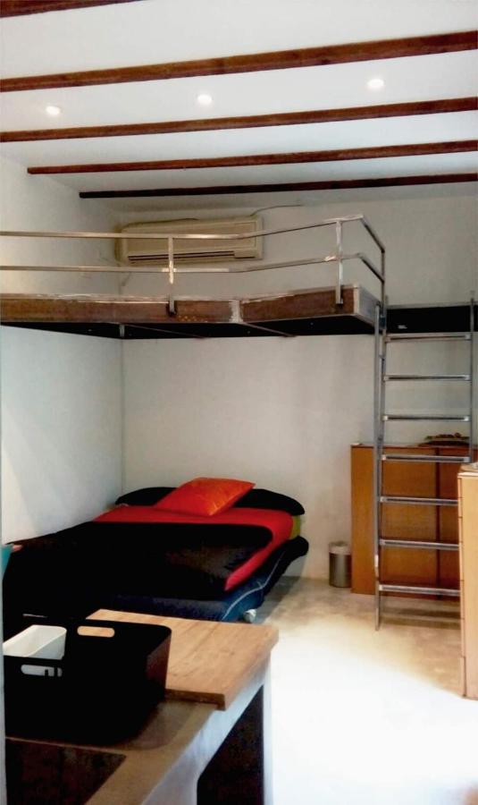 ולנסיה Casita Artista En Bello Edificio Barrio Ruzafa מראה חיצוני תמונה